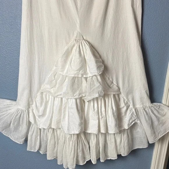 Vintage Bustle Style White Ruffled Skirt - Picture 3 of 4